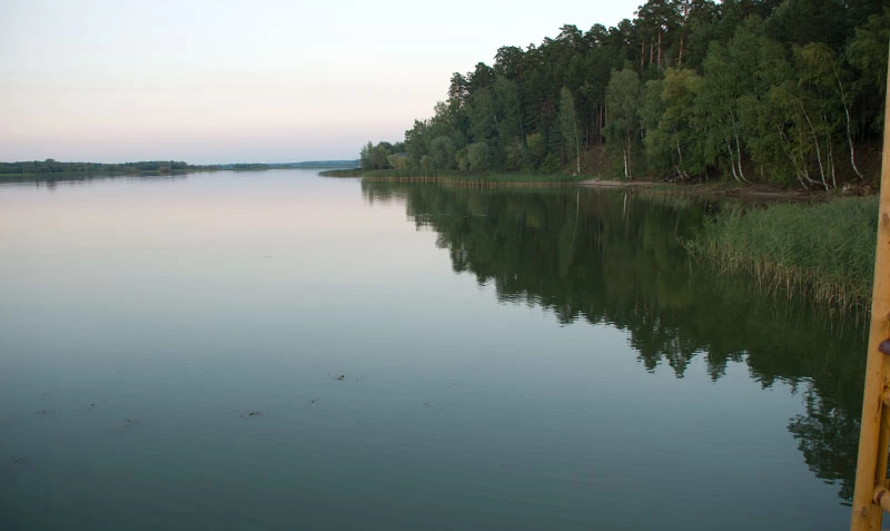 Вид с пирса направо